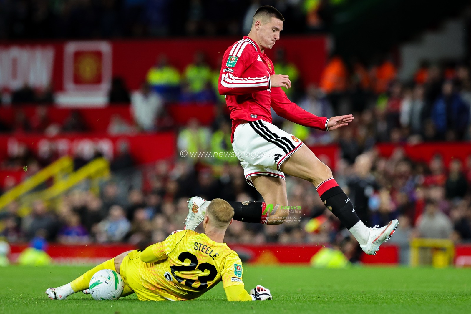 during the Carabao Cup round 3 match Manchester United vs Brighton & Hove Albion at Old Trafford, Manchester, United Kingdom on 16 September 2026

(Photo by Mark Cosgrove/News Images)