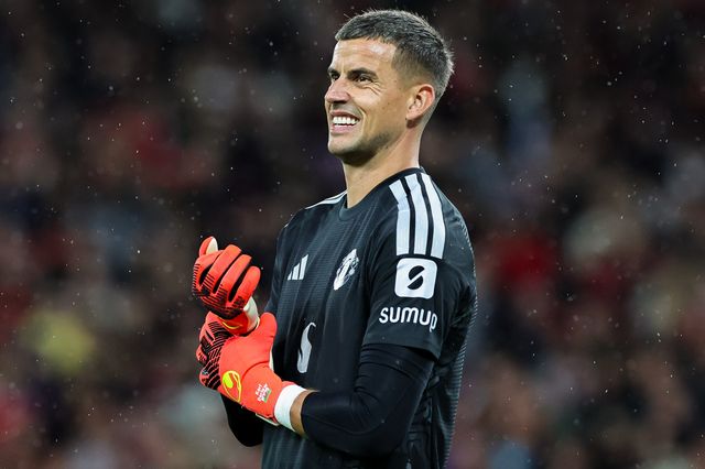 Manchester United goalkeeper Karl Darlow in action during the Carabao Cup round 3 match Manchester United vs Brighton & Hove Albion at Old Trafford, Manchester, United Kingdom on 16 September 2026

(Photo by Mark Cosgrove/News Images)