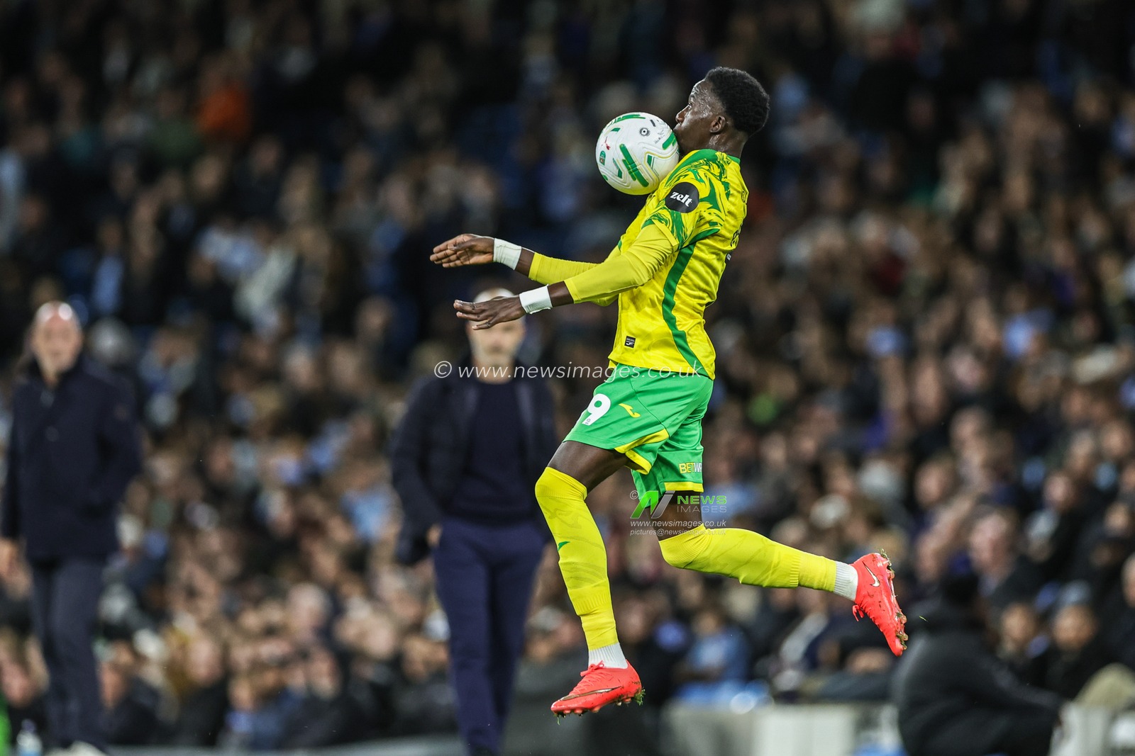 Papa Amadou Diallo of Norwich City controls the ball during the Carabao Cup round 3 match Manchester City vs Norwich City at Etihad Stadium, Manchester, United Kingdom on 17 September 2026

(Photo by Mark Cosgrove/News Images)