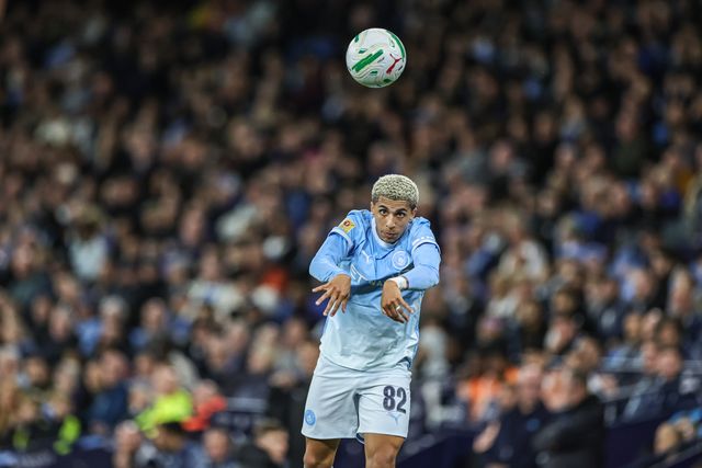 Rico Lewis of Manchester City takes a throw in during the Carabao Cup round 3 match Manchester City vs Norwich City at Etihad Stadium, Manchester, United Kingdom on 17 September 2026

(Photo by Mark Cosgrove/News Images)