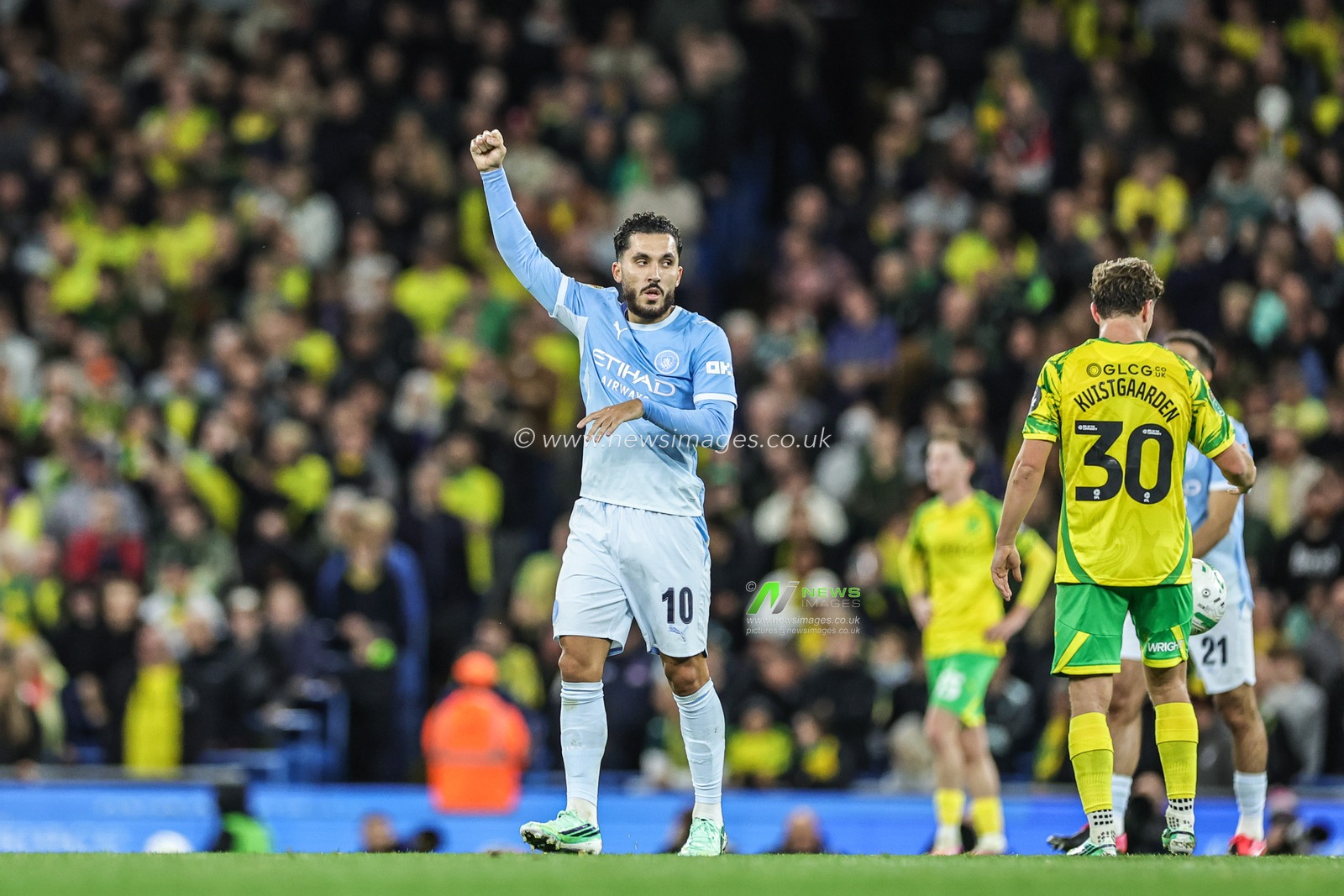 Carabao Cup round 3 Manchester City v Norwich City