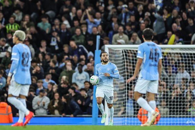 Rayan Cherki of Manchester City celebrates his goal to make it 2-0 during the Carabao Cup round 3 match Manchester City vs Norwich City at Etihad Stadium, Manchester, United Kingdom on 17 September 2026

(Photo by Mark Cosgrove/News Images)