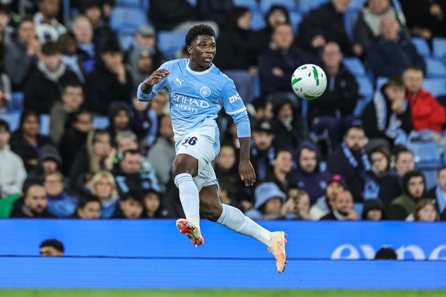 Ryan McAidoo of Manchester City controls the ball during the Carabao Cup round 3 match Manchester City vs Norwich City at Etihad Stadium, Manchester, United Kingdom on 17 September 2026

(Photo by Mark Cosgrove/News Images)