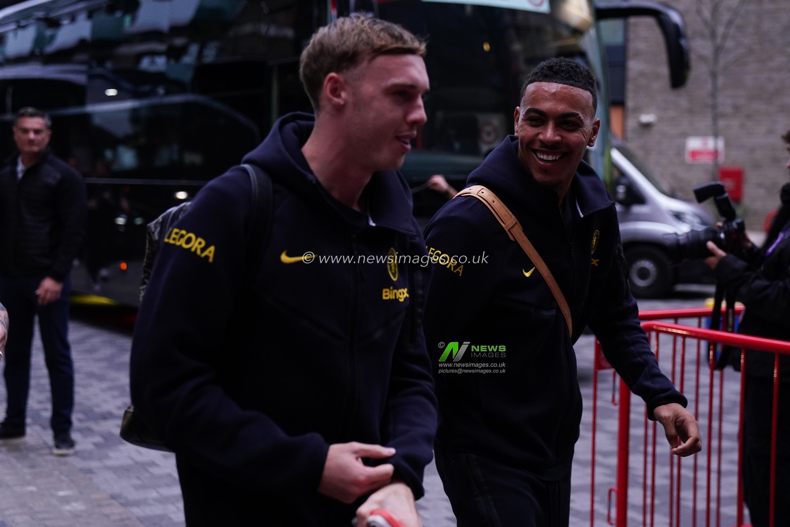 Morgan Rogers of Chelsea and Cole Palmer of Chelsea arrive ahead of kick off during the Premier League match Brentford vs Chelsea at GTECH Community Stadium, London, United Kingdom on 18 September 2026

(Photo by Harvey Murphy/News Images)
