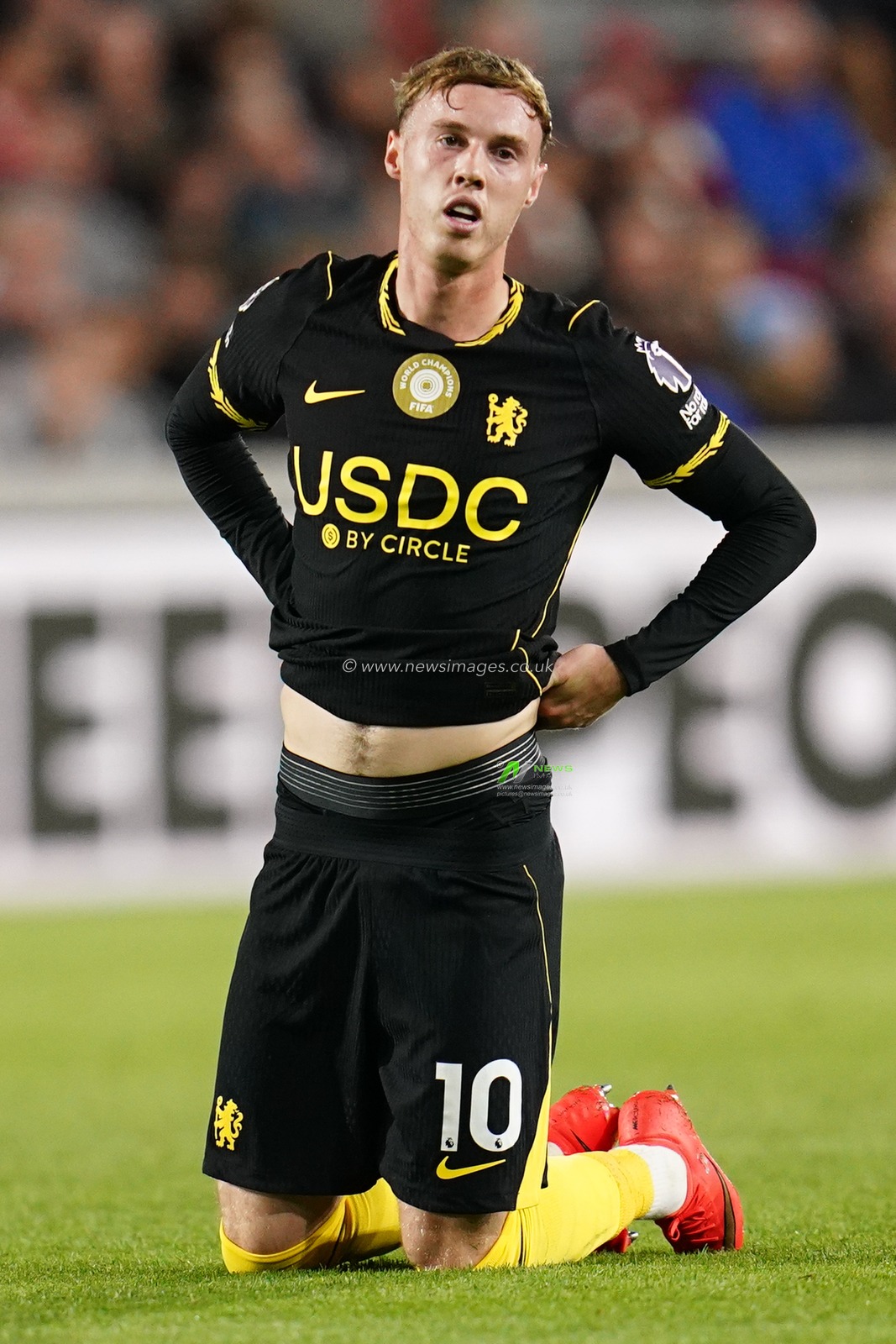 Cole Palmer of Chelsea during the Premier League match Brentford vs Chelsea at GTECH Community Stadium, London, United Kingdom on 18 September 2026

(Photo by Harvey Murphy/News Images)