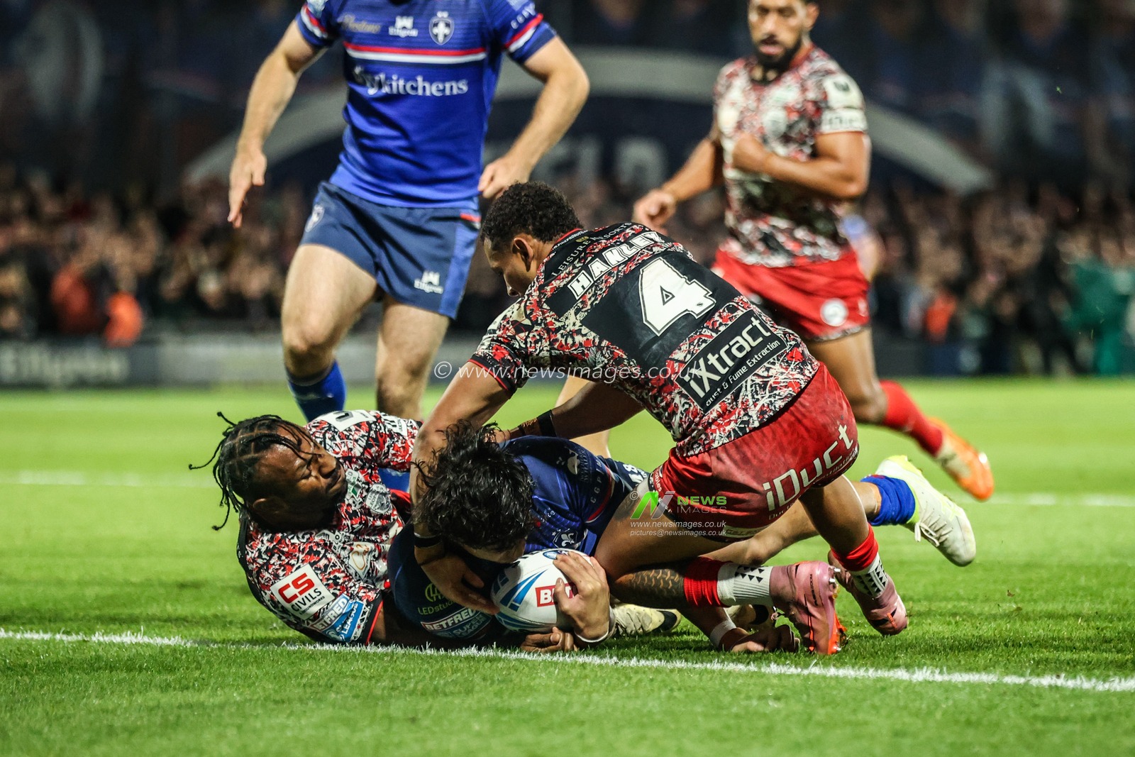 Betfred Super League Play-off Eliminator round Wakefield Trinity v Leigh Leopards