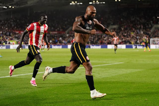 Igor Thiago of Brentford celebrates his goal to make it 2-0 during the Premier League match Brentford vs Chelsea at GTECH Community Stadium, London, United Kingdom on 18 September 2026

(Photo by Harvey Murphy/News Images)