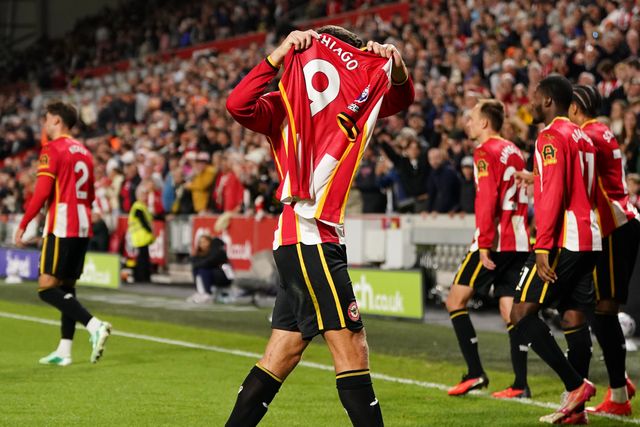 The shirt of Igor Thiago of Brentford is held as he makes it 2-0 during the Premier League match Brentford vs Chelsea at GTECH Community Stadium, London, United Kingdom on 18 September 2026

(Photo by Harvey Murphy/News Images)