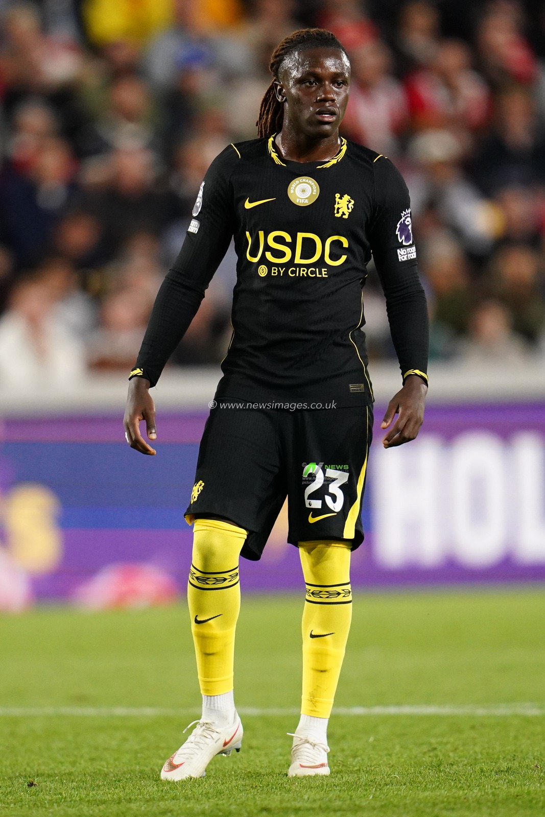 Geovany Quenda of Chelsea during the Premier League match Brentford vs Chelsea at GTECH Community Stadium, London, United Kingdom on 18 September 2026

(Photo by Harvey Murphy/News Images)