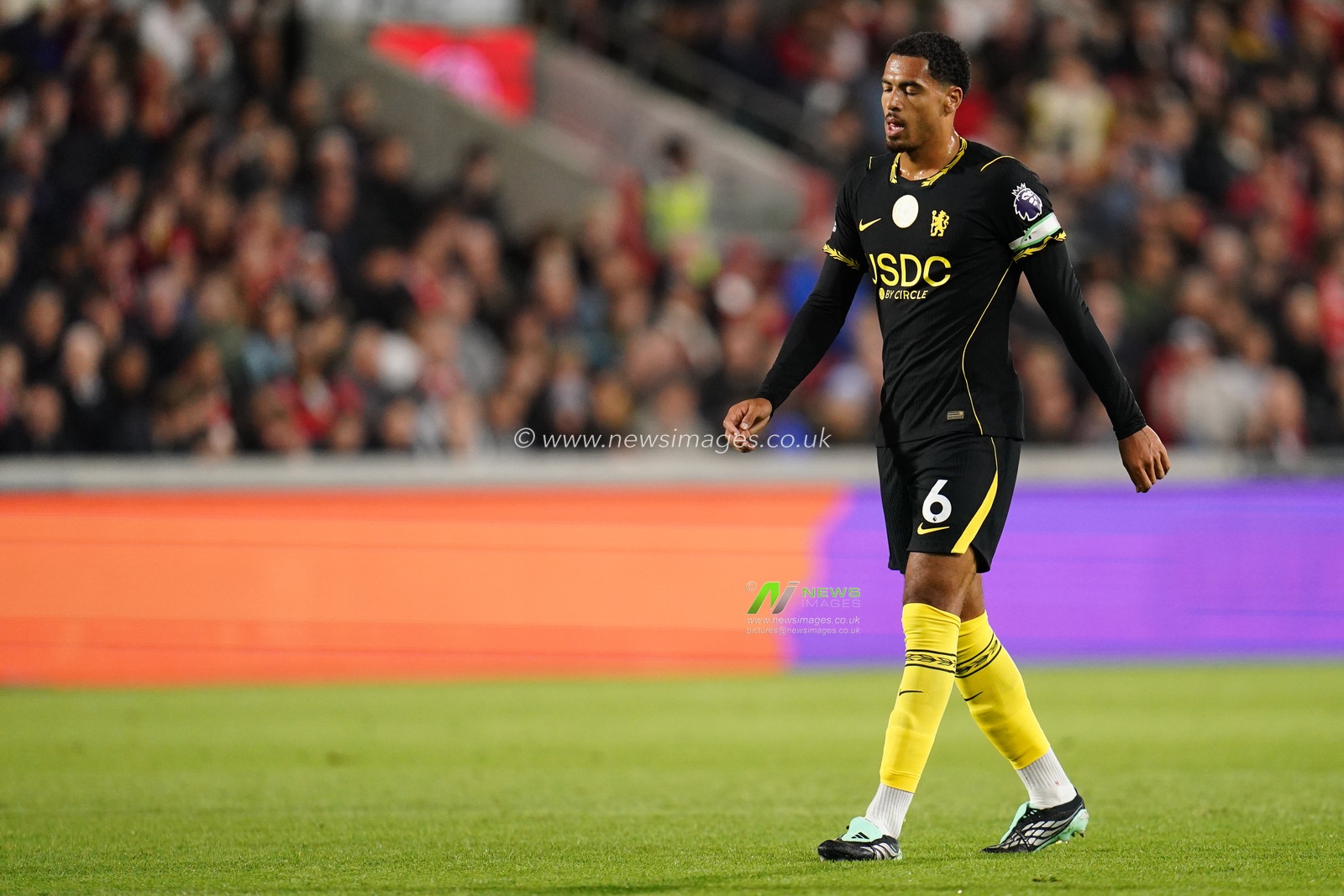 Levi Colwill of Chelsea during the Premier League match Brentford vs Chelsea at GTECH Community Stadium, London, United Kingdom on 18 September 2026

(Photo by Harvey Murphy/News Images)