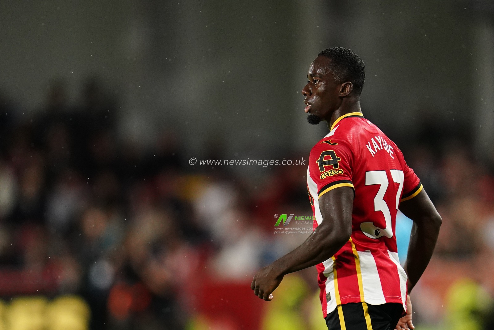 Michael Kayode of Brentford during the Premier League match Brentford vs Chelsea at GTECH Community Stadium, London, United Kingdom on 18 September 2026

(Photo by Harvey Murphy/News Images)
