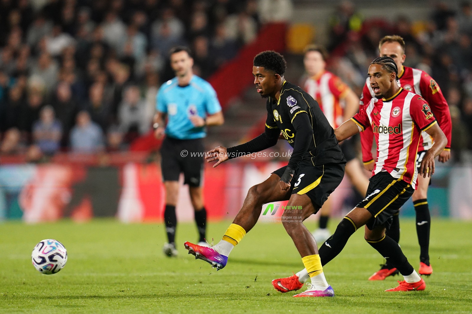 during the Premier League match Brentford vs Chelsea at GTECH Community Stadium, London, United Kingdom on 18 September 2026

(Photo by Harvey Murphy/News Images)