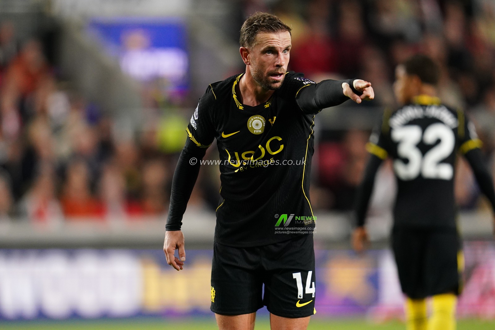Jordan Henderson of Chelsea during the Premier League match Brentford vs Chelsea at GTECH Community Stadium, London, United Kingdom on 18 September 2026

(Photo by Harvey Murphy/News Images)