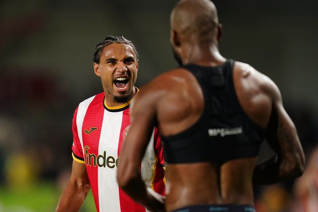 Kevin Schade of Brentford celebrates with goal scorer Igor Thiago of Brentford during the Premier League match Brentford vs Chelsea at GTECH Community Stadium, London, United Kingdom on 18 September 2026

(Photo by Harvey Murphy/News Images)