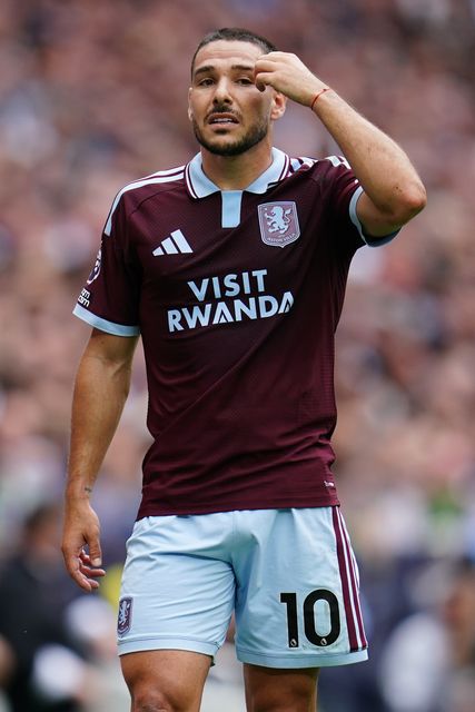 Emi Buendia of Aston Villa during the Premier League match Tottenham Hotspur vs Aston Villa at Tottenham Hotspur Stadium, London, United Kingdom on 19 September 2026

(Photo by Harvey Murphy/News Images)