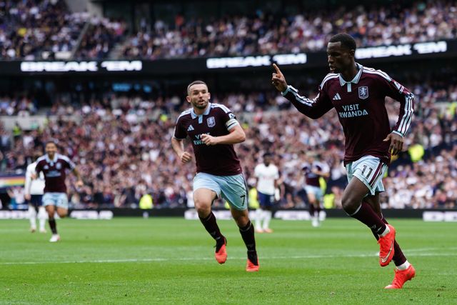 Nicolas Jackson of Aston Villa celebrates his goal to make 0-2 during the Premier League match Tottenham Hotspur vs Aston Villa at Tottenham Hotspur Stadium, London, United Kingdom on 19 September 2026

(Photo by Harvey Murphy/News Images)
