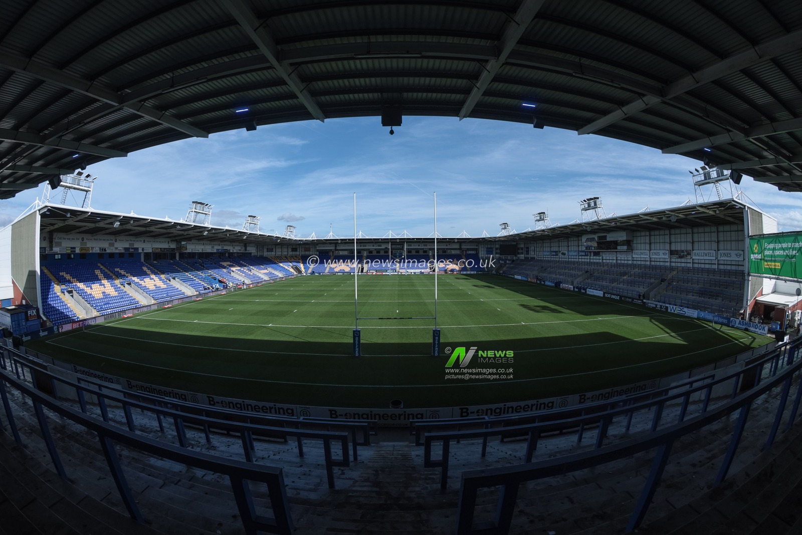 A general view of The Halliwell Jones Stadium during the Betfred Super League Play-off Eliminator round match Warrington Wolves vs Hull KR at The Halliwell Jones Stadium, Warrington, United Kingdom on 19 September 2026

(Photo by Mark Cosgrove/News Images)