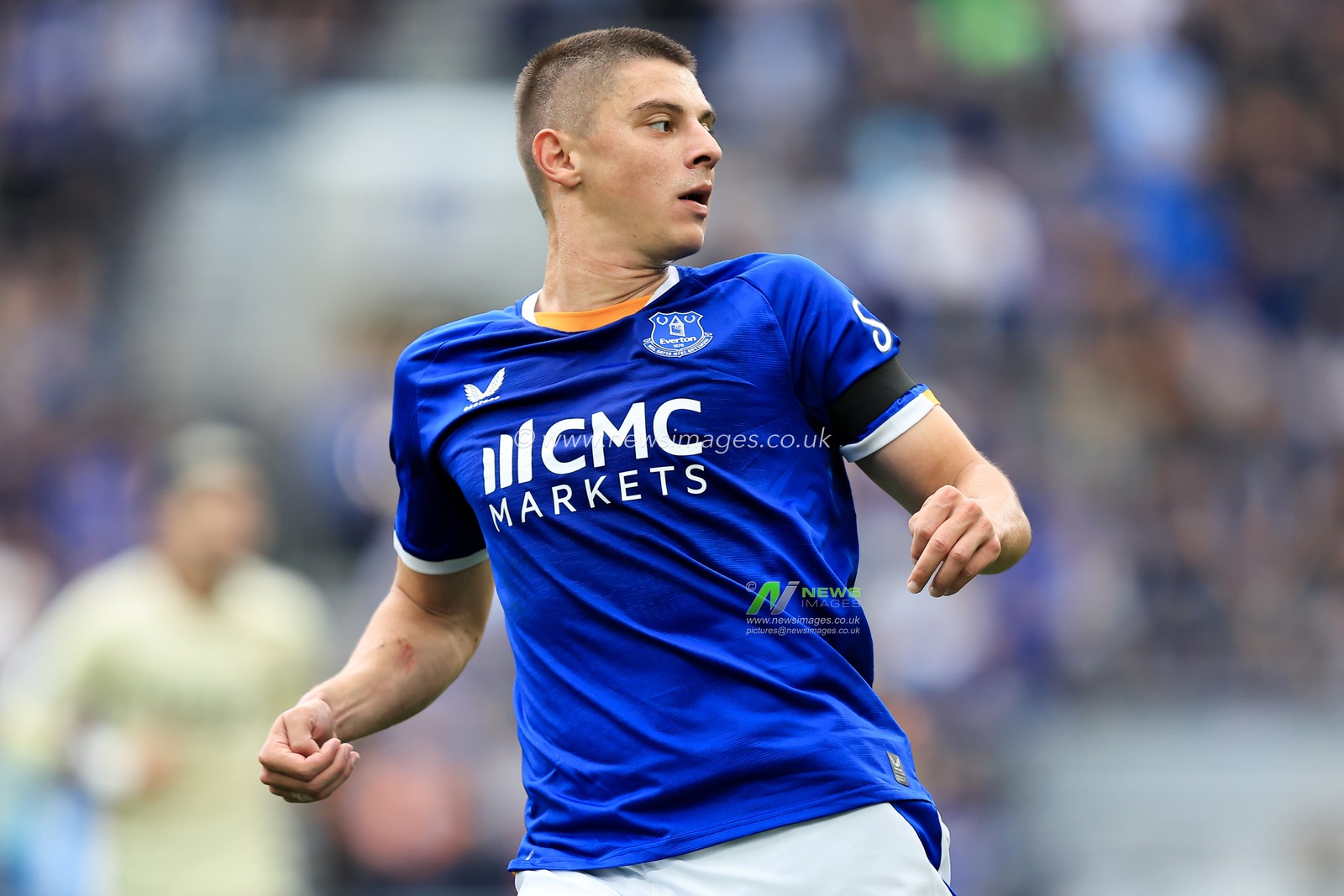 Vitaliy Mykolenko of Everton during the Premier League match Everton vs Ipswich Town at Hill Dickinson Stadium, Liverpool, United Kingdom on 19 September 2026

(Photo by Jorge Horsted/News Images)
