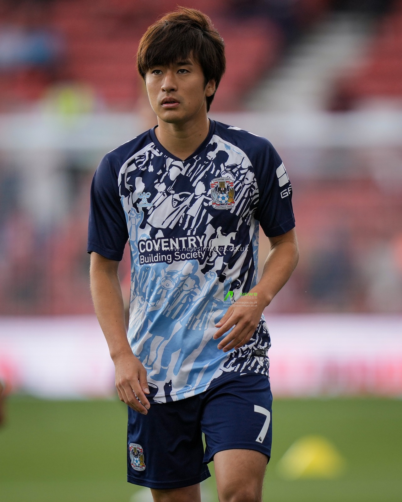 Tatsuhiro Sakamoto of Coventry City in the pregame warmup session  during the Premier League match Nottingham Forest vs Coventry City at City Ground, Nottingham, United Kingdom on 19 September 2026

(Photo by Maynard Manyowa/News Images)