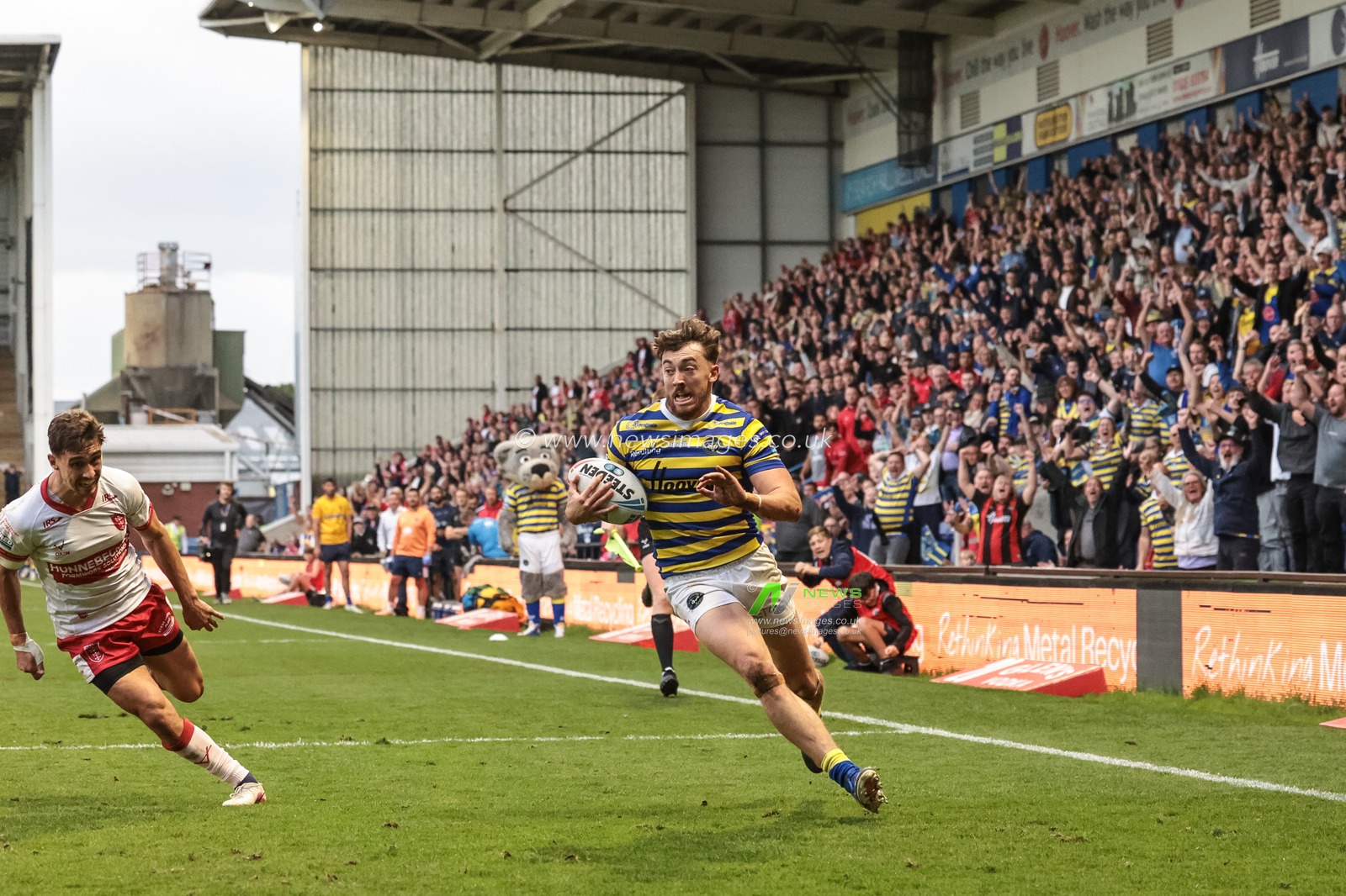 Betfred Super League Play-off Eliminator round Warrington Wolves v Hull KR