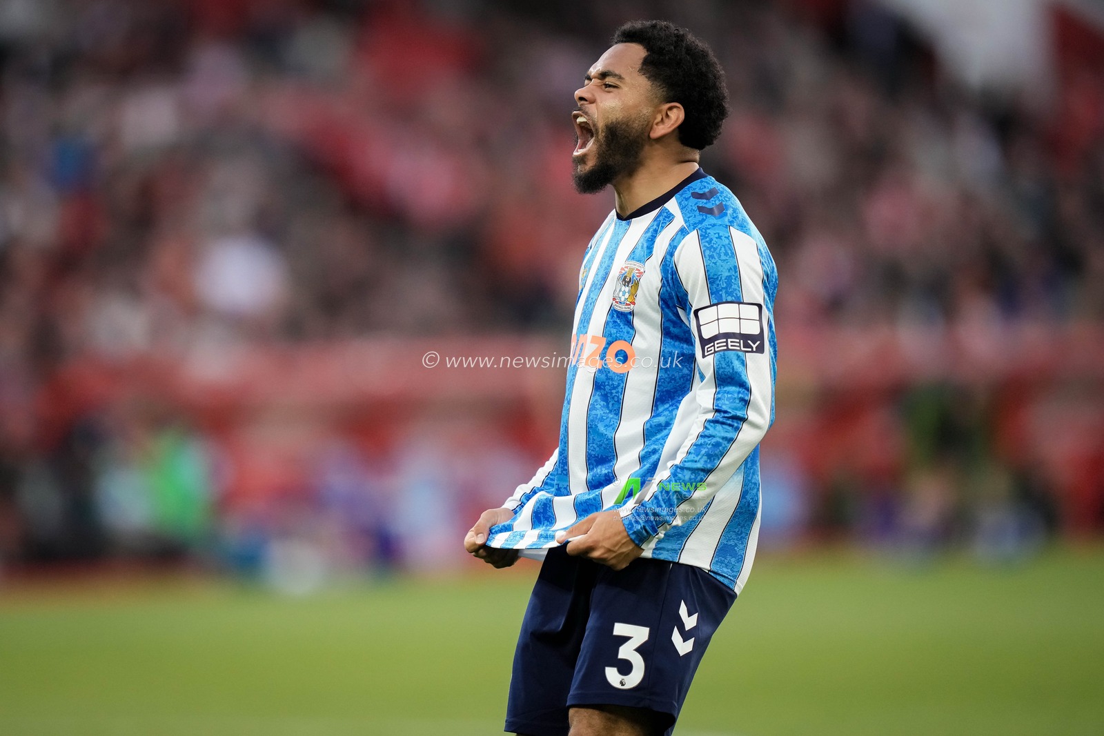 Jay Dasilva of Coventry City celebrates his goal to make it  0-1 during the Premier League match Nottingham Forest vs Coventry City at City Ground, Nottingham, United Kingdom on 19 September 2026

(Photo by Maynard Manyowa/News Images)
