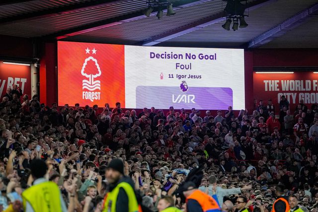 Referee Jarred Gillett disallows Igor Jesus of Nottingham Forest goal after referral from Video assistant referee Paul Howard during the Premier League match Nottingham Forest vs Coventry City at City Ground, Nottingham, United Kingdom on 19 September 2026

(Photo by Maynard Manyowa/News Images)