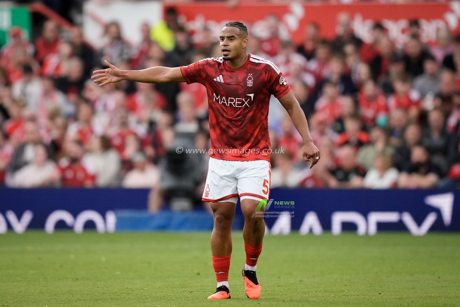 Murillo of Nottingham Forest in action during the Premier League match Nottingham Forest vs Coventry City at City Ground, Nottingham, United Kingdom on 19 September 2026

(Photo by Maynard Manyowa/News Images)