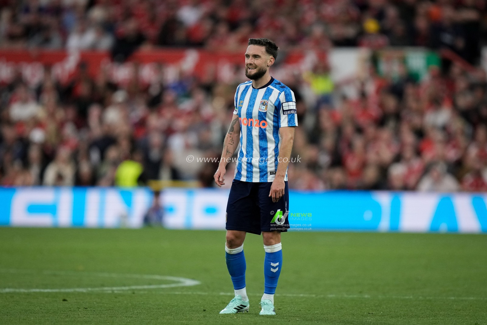 Matt Grimes of Coventry City in action during the Premier League match Nottingham Forest vs Coventry City at City Ground, Nottingham, United Kingdom on 19 September 2026

(Photo by Maynard Manyowa/News Images)