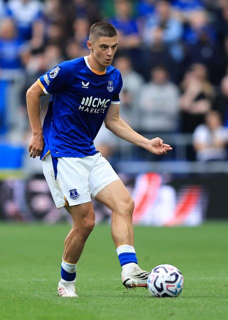 Vitaliy Mykolenko of Everton with ball at his feet during the Premier League match Everton vs Ipswich Town at Hill Dickinson Stadium, Liverpool, United Kingdom on 19 September 2026

(Photo by Jorge Horsted/News Images)