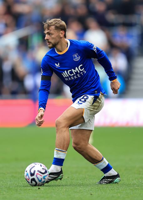 Kiernan Dewsbury-Hall of Everton with ball at his feet during the Premier League match Everton vs Ipswich Town at Hill Dickinson Stadium, Liverpool, United Kingdom on 19 September 2026

(Photo by Jorge Horsted/News Images)
