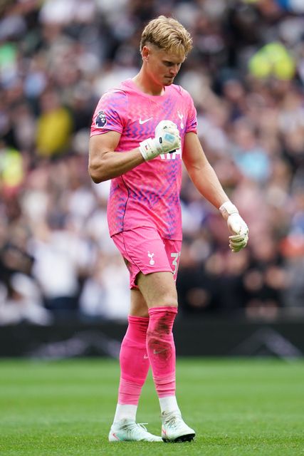 Tottenham Hotspur goalkeeper Antonin Kinsky during the Premier League match Tottenham Hotspur vs Aston Villa at Tottenham Hotspur Stadium, London, United Kingdom on 19 September 2026

(Photo by Harvey Murphy/News Images)