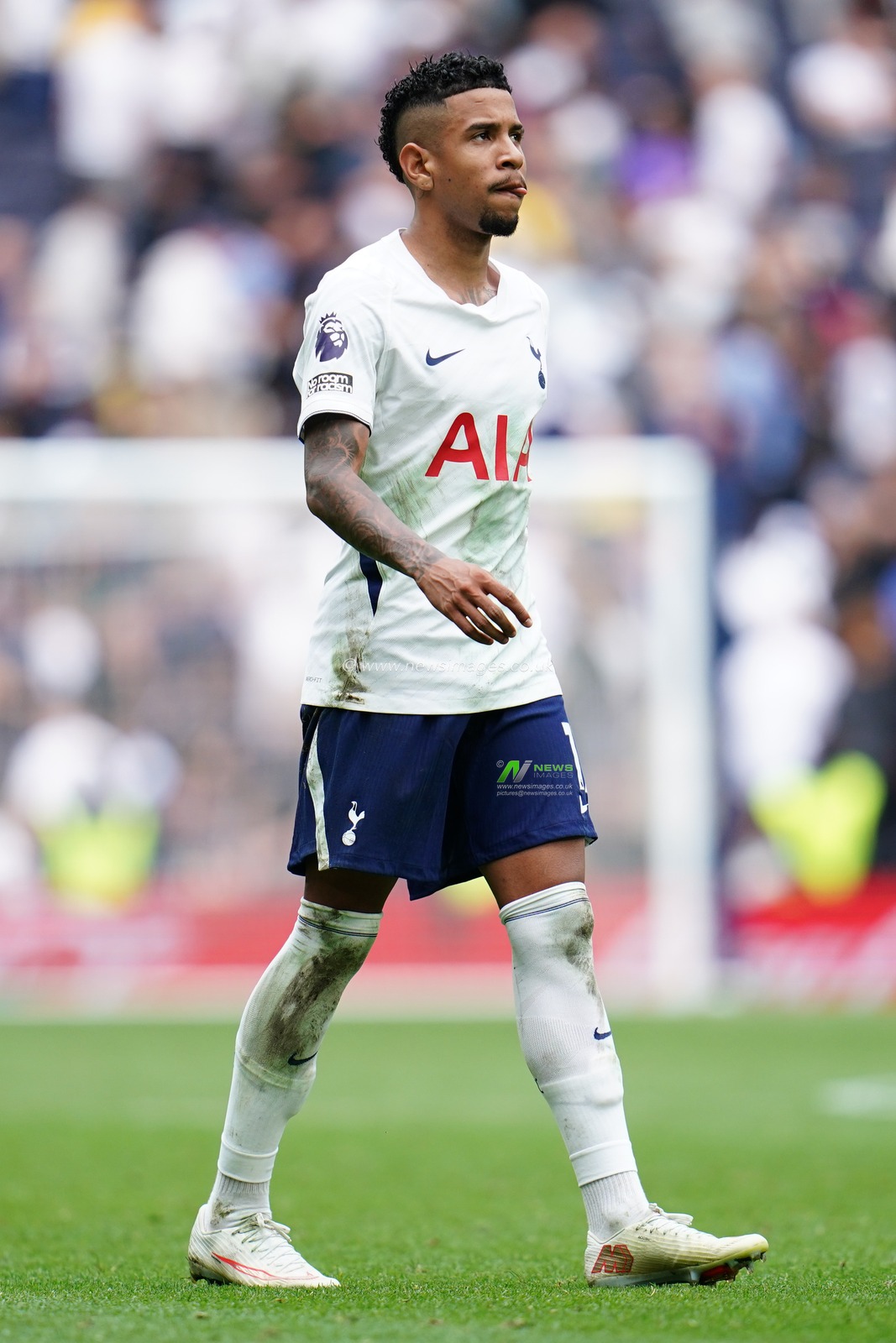 Savio of Tottenham Hotspur at full time during the Premier League match Tottenham Hotspur vs Aston Villa at Tottenham Hotspur Stadium, London, United Kingdom on 19 September 2026

(Photo by Harvey Murphy/News Images)