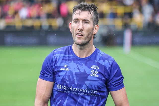 Stefan Ratchford of Warrington Wolves during pre-game warm up during the Betfred Super League round 19 match Castleford Tigers vs Warrington Wolves at The Mend-A-Hose Jungle, Castleford, United Kingdom, 20th July 2025

(Photo by Alfie Cosgrove/News Images)