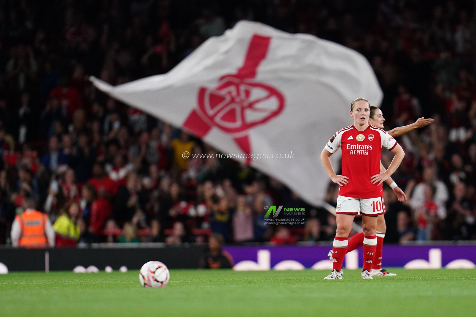 Arsenal level the scoring to make it 1-1 during the Women's Super League match Arsenal vs Manchester United at Emirates, London, United Kingdom on 19 September 2026

(Photo by Harvey Murphy/News Images)