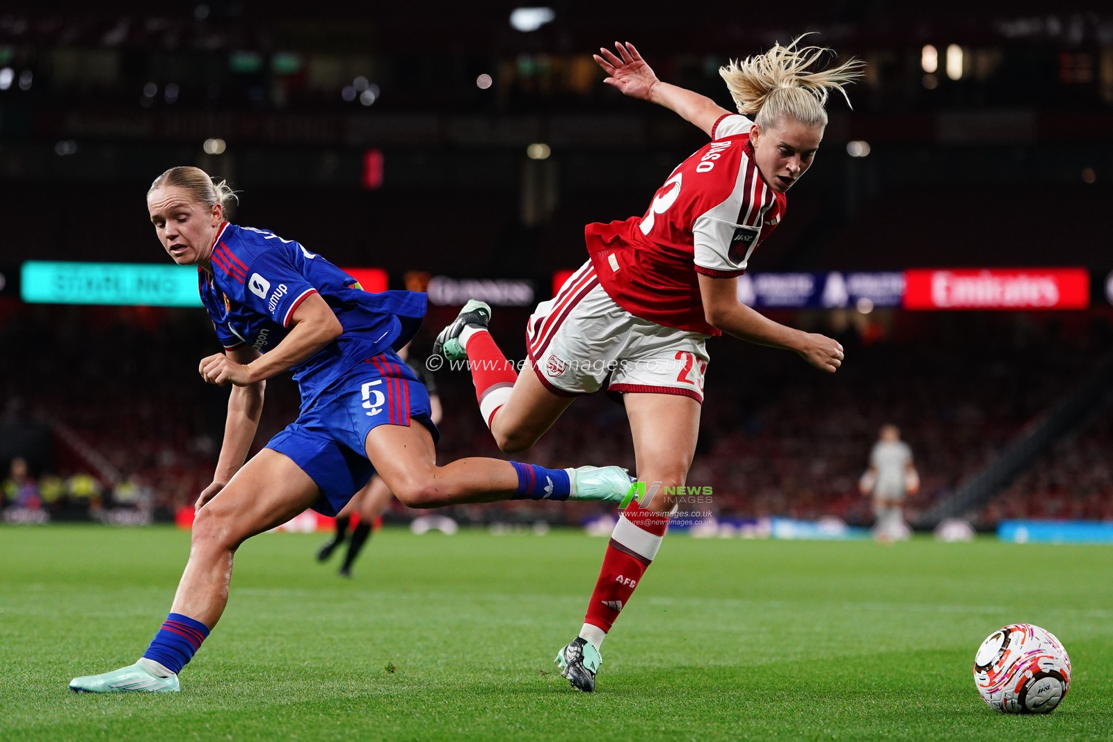 during the Women's Super League match Arsenal vs Manchester United at Emirates, London, United Kingdom on 19 September 2026

(Photo by Harvey Murphy/News Images)