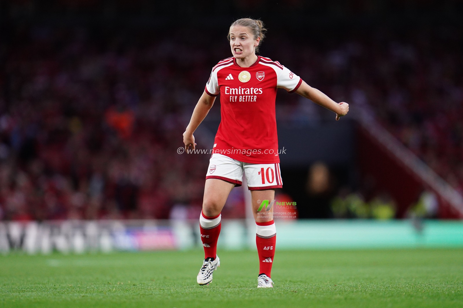 Kim Little of Arsenal during the Women's Super League match Arsenal vs Manchester United at Emirates, London, United Kingdom on 19 September 2026

(Photo by Harvey Murphy/News Images)