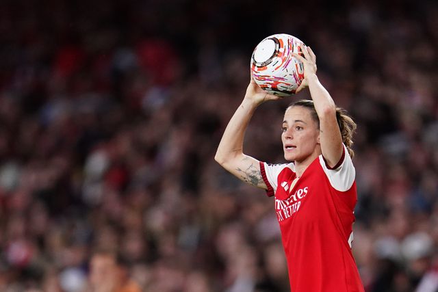 Ona Batlle of Arsenal prepares to take throw in during the Women's Super League match Arsenal vs Manchester United at Emirates, London, United Kingdom on 19 September 2026

(Photo by Harvey Murphy/News Images)