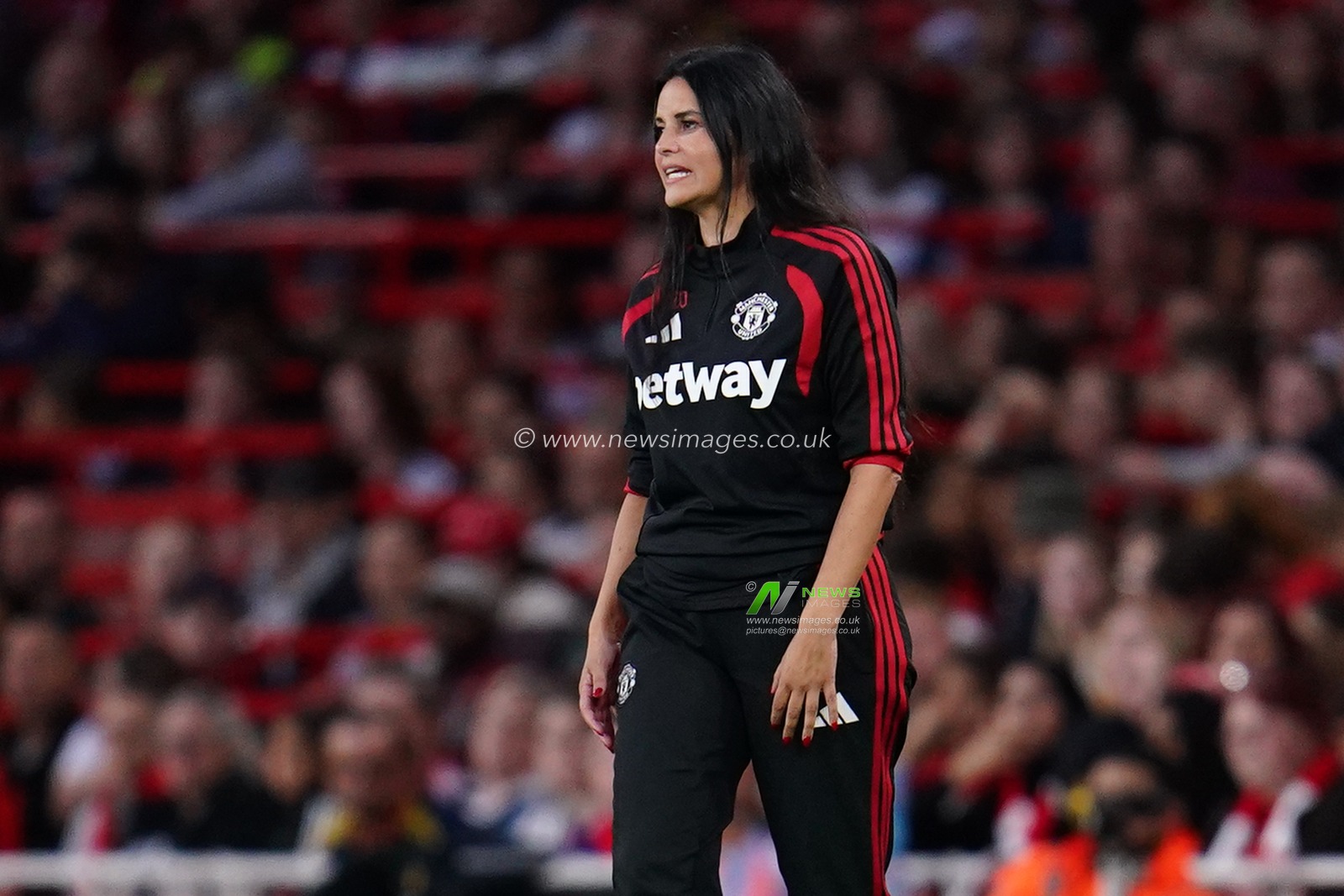 Women's Super League: Arsenal v Manchester United