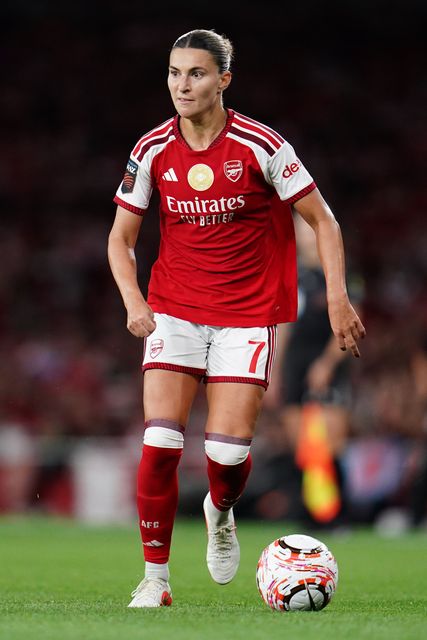 Steph Catley of Arsenal with the ball during the Women's Super League match Arsenal vs Manchester United at Emirates, London, United Kingdom on 19 September 2026

(Photo by Harvey Murphy/News Images)
