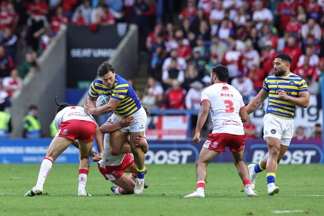 Joe Philbin of Warrington Wolves in action during the Betfred Super League Play-off Eliminator round match Warrington Wolves vs Hull KR at The Halliwell Jones Stadium, Warrington, United Kingdom on 19 September 2026

(Photo by Mark Cosgrove/News Images)
