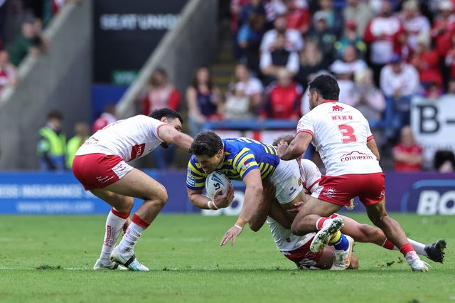 Joe Philbin of Warrington Wolves in action during the Betfred Super League Play-off Eliminator round match Warrington Wolves vs Hull KR at The Halliwell Jones Stadium, Warrington, United Kingdom on 19 September 2026

(Photo by Mark Cosgrove/News Images)