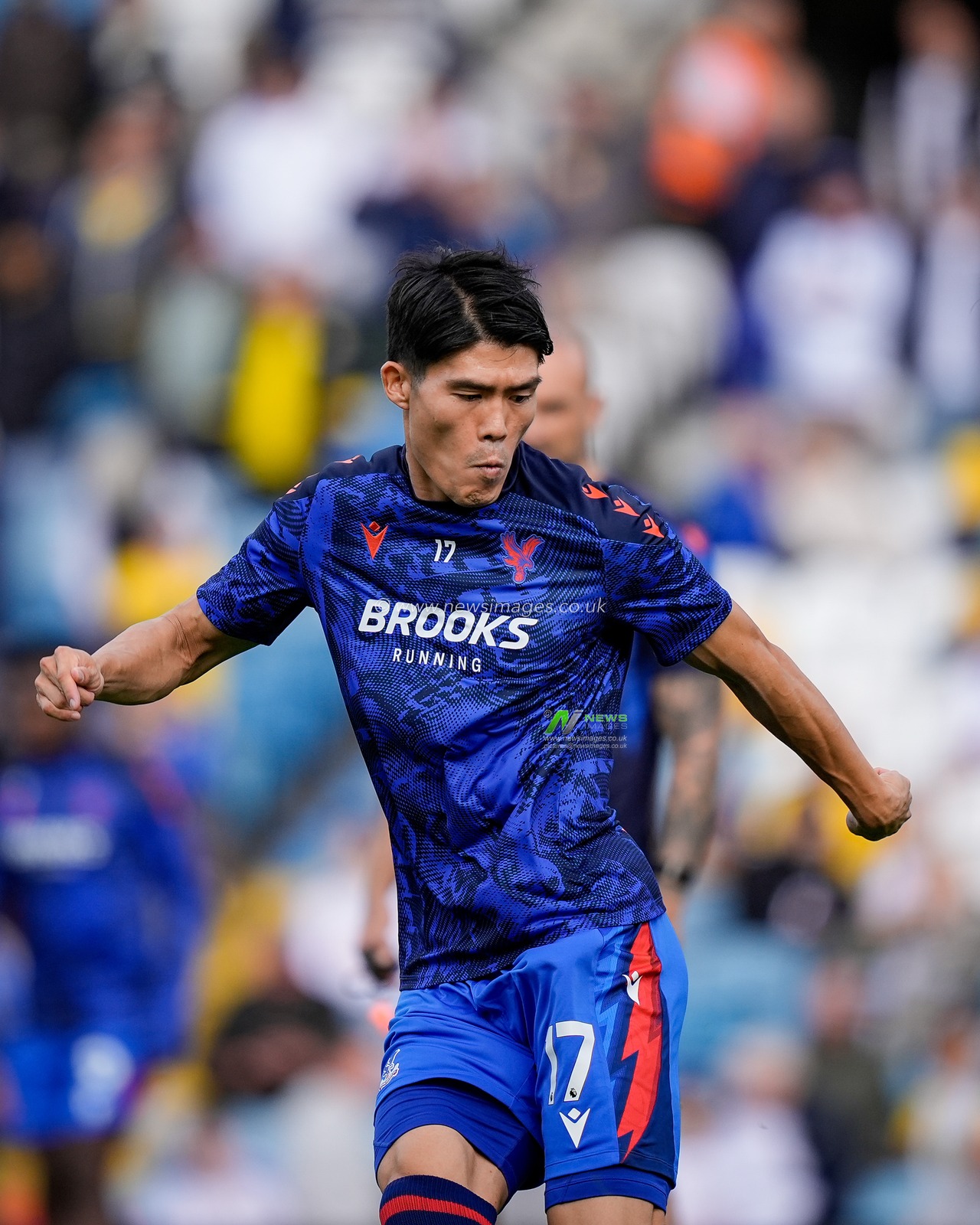 Takehiro Tomiyasu of Crystal Palace in the pregame warmup session  during the Premier League match Leeds United vs Crystal Palace at Elland Road, Leeds, United Kingdom on 20 September 2026

(Photo by Maynard Manyowa/News Images)