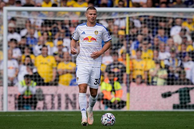 Nico Elvedi of Leeds United makes a run with the ball  during the Premier League match Leeds United vs Crystal Palace at Elland Road, Leeds, United Kingdom on 20 September 2026

(Photo by Maynard Manyowa/News Images)