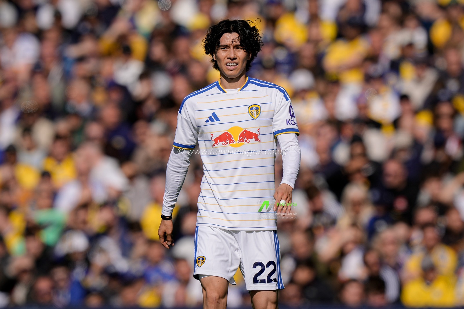 Ao Tanaka of Leeds United during the Premier League match Leeds United vs Crystal Palace at Elland Road, Leeds, United Kingdom on 20 September 2026

(Photo by Maynard Manyowa/News Images)