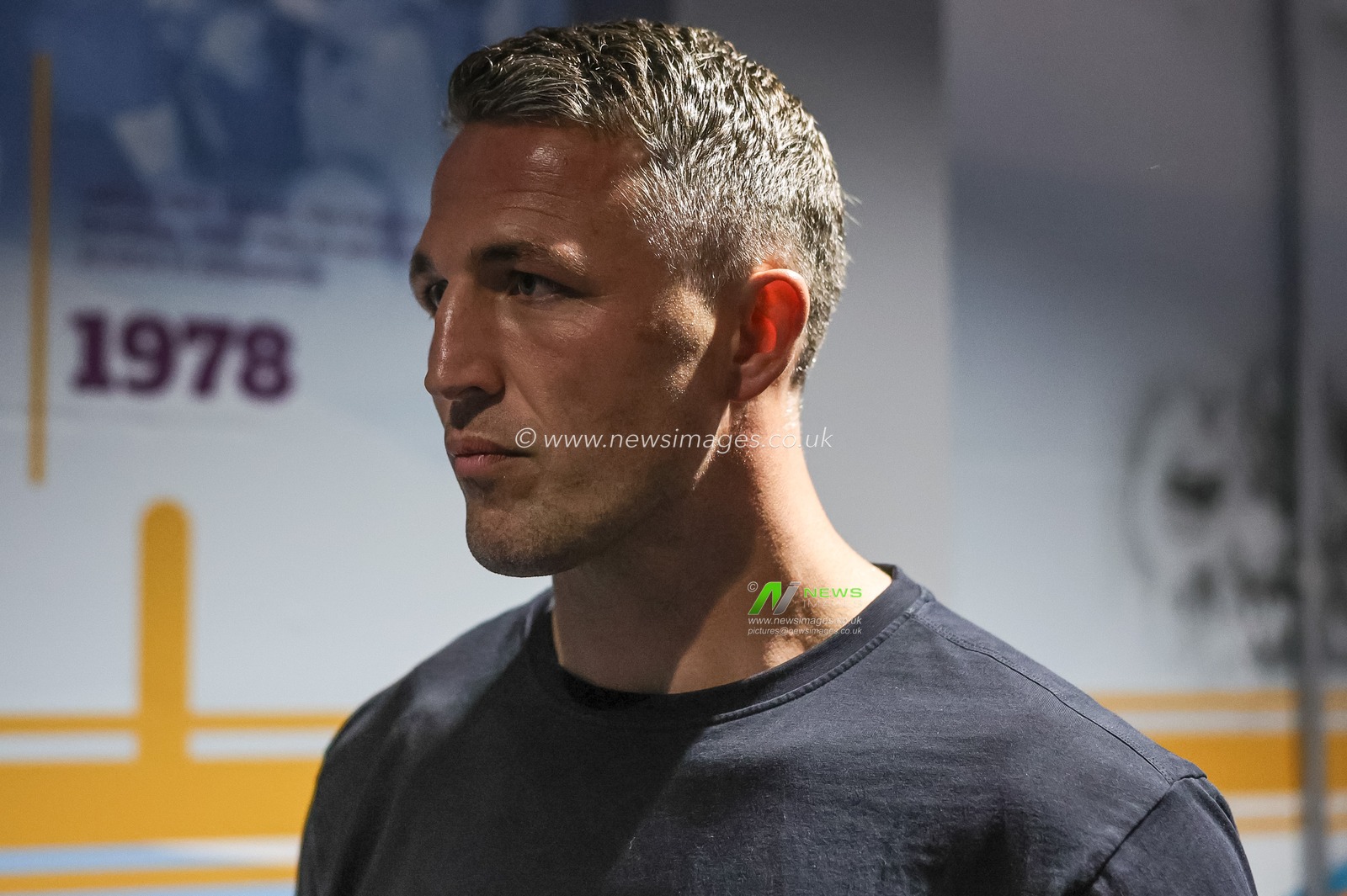 Sam Burgess manager of Warrington Wolves arrives during the Betfred Super League Play-off Semi-Final match Leeds Rhinos vs Warrington Wolves at AMT Headingley Stadium, Leeds, United Kingdom on 25 September 2026

(Photo by Mark Cosgrove/News Images)