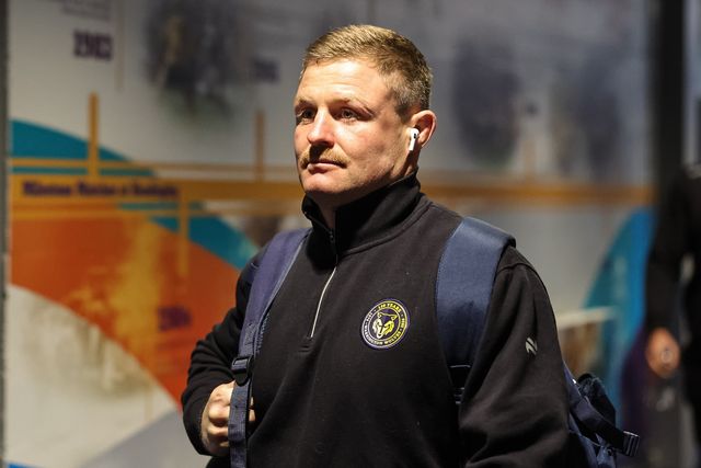 Luke Yates of Warrington Wolves arrives during the Betfred Super League Play-off Semi-Final match Leeds Rhinos vs Warrington Wolves at AMT Headingley Stadium, Leeds, United Kingdom on 25 September 2026

(Photo by Mark Cosgrove/News Images)