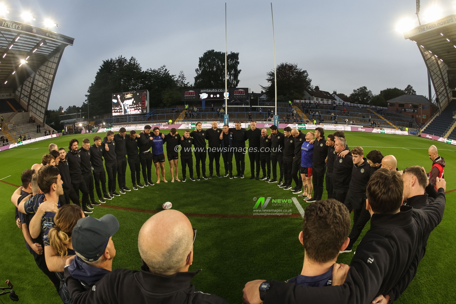 Betfred Super League Play-off Semi-Final Leeds Rhinos v Warrington Wolves