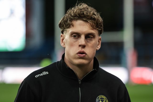 Arron Lindop of Warrington Wolves arrives during the Betfred Super League Play-off Semi-Final match Leeds Rhinos vs Warrington Wolves at AMT Headingley Stadium, Leeds, United Kingdom on 25 September 2026

(Photo by Mark Cosgrove/News Images)