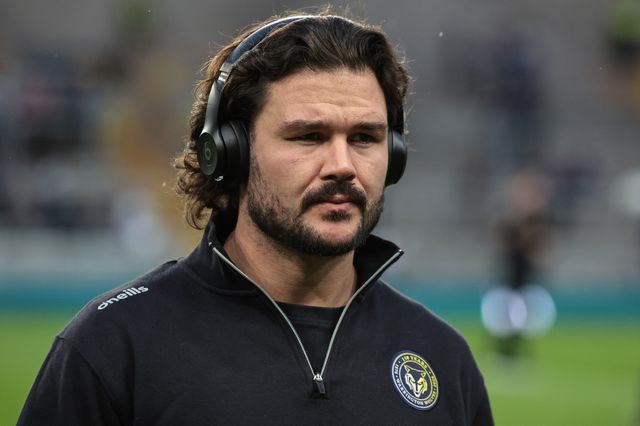 James Bentley of Warrington Wolves arrives during the Betfred Super League Play-off Semi-Final match Leeds Rhinos vs Warrington Wolves at AMT Headingley Stadium, Leeds, United Kingdom on 25 September 2026

(Photo by Mark Cosgrove/News Images)