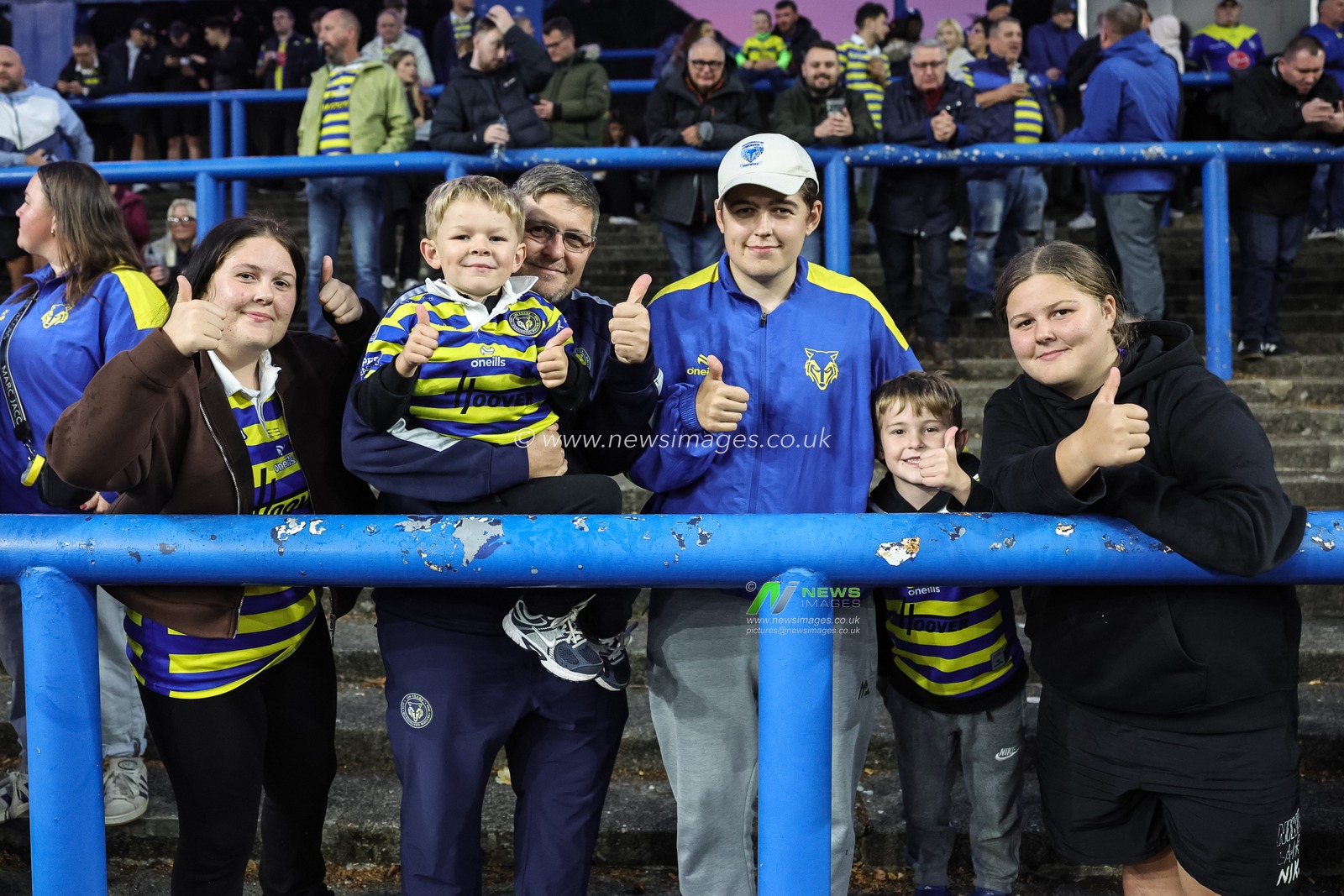 Betfred Super League Play-off Semi-Final Leeds Rhinos v Warrington Wolves